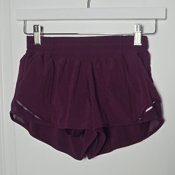 Lululemon Hotty Hot Short II *2.5" - 4 Garnet - Picture 3 of 6